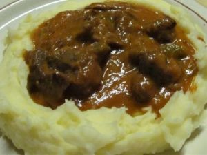 Beef Goulash w Mash Potato image